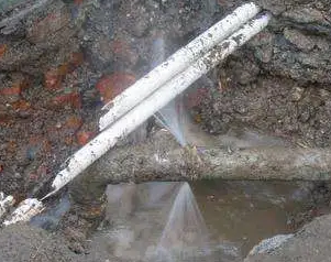 达尔罕茂明水管维修费用是多少